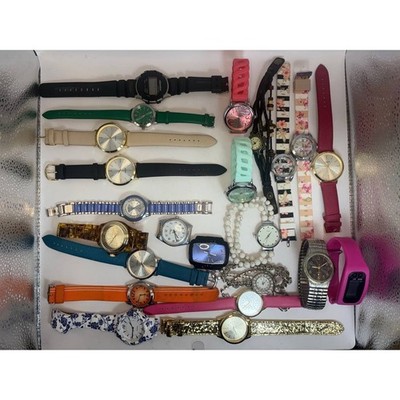Mixed Lot of 20+ Fashion Watches Mens Womens Armitron Geneva Analog Digital