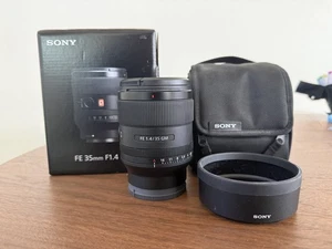 Sony FE 35mm f/1.4 GM Lens (SEL35F14GM) - Excellent, Lightly Used