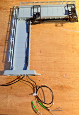 Brawa 8824+8825 Lichtsignale am Korb f&uuml;r Signalbr&uuml;cke (Eigendesign) H0