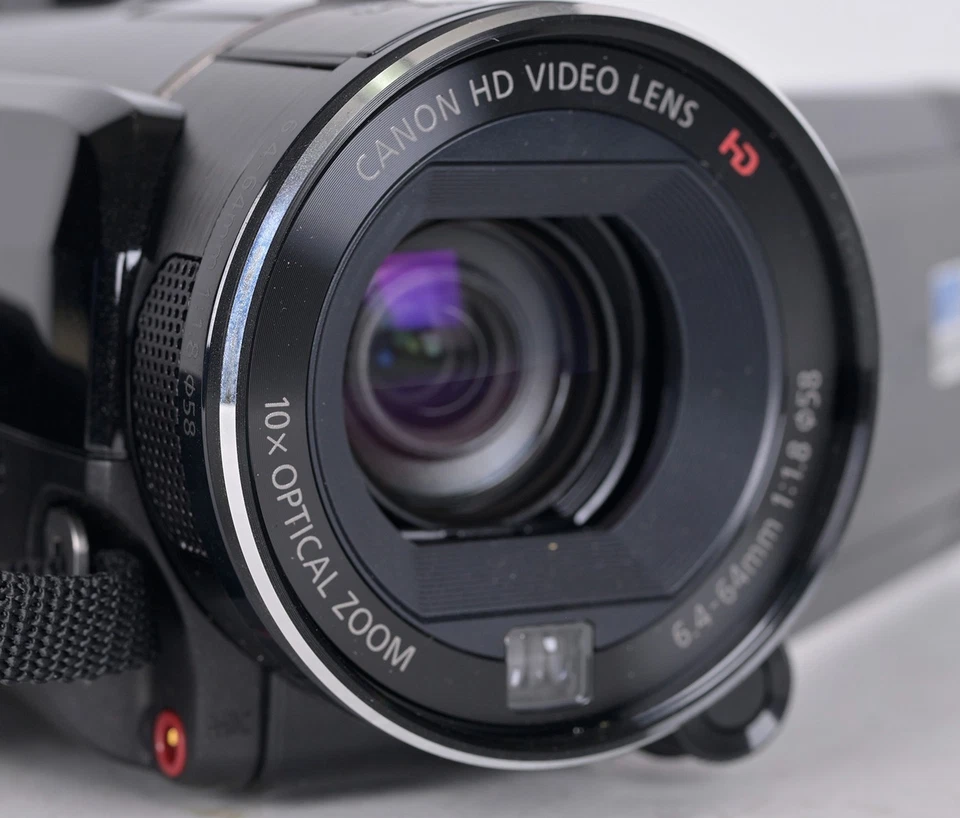 Tested Working Canon Vixia S20 HD Compact Video Camera Camcorder with Remote - Image 2 of 4