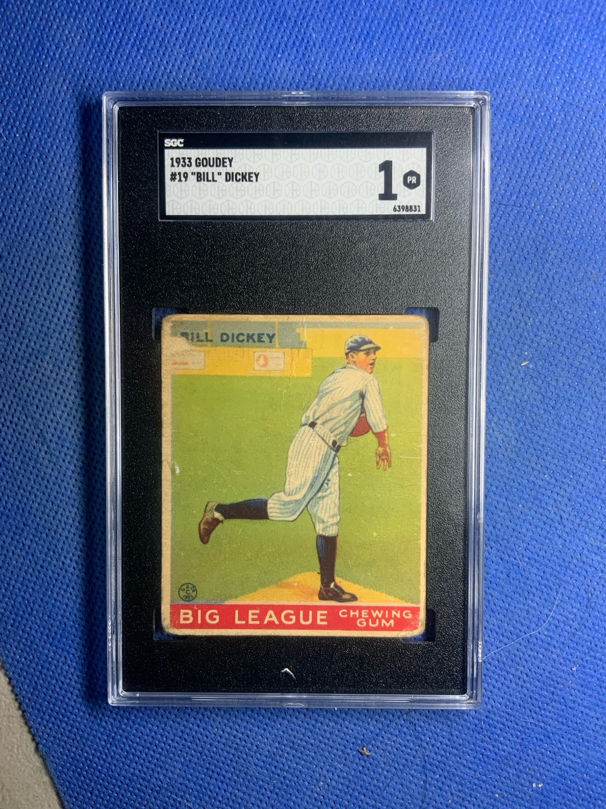 1933 Goudey #19 Bill Dickey Rookie Card SGC 1 H.O.F