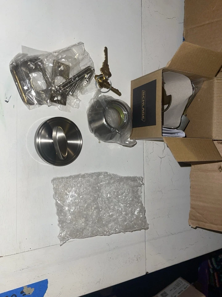 Cerradura de cerrojo de níquel/plata SCHLAGE LEGION JD60F MONOCILÍNDRICA con 2 llaves Foto 2 de 4