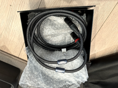 Dynamique Audio Shadow Interconnects 1.5M XLR EXCELLENT - Picture 4 of 6