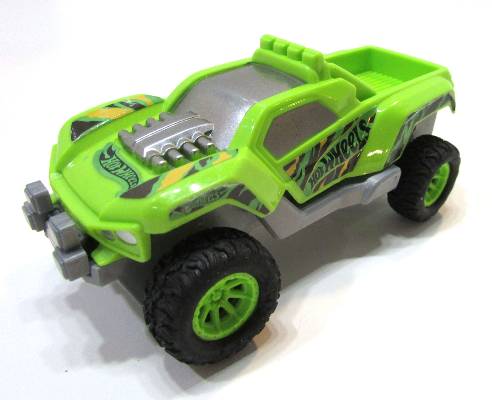 Vintage 2016 Hot Wheels DAWGZILLA 149 Green HW Hot Trucks 5" Long Plastic Toy