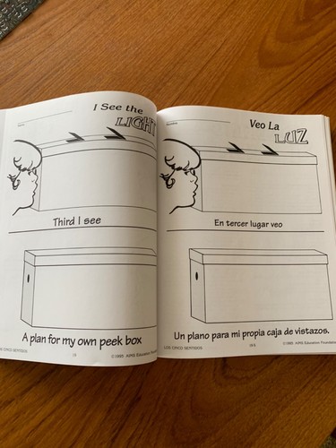 AIMS Education Los Cinco Sentidos/Five Senses English & Spanish Book - Picture 6 of 8