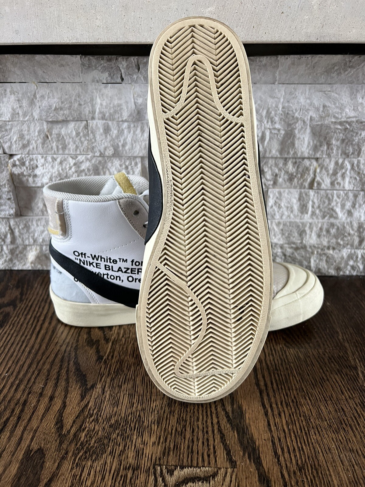 OFF WHITE X NIKE Taglia 9 Nike Blazer Mid x BIANCO SPORCO The Ten 2017 SENZA SCATOLA SENZA ACCESSORI