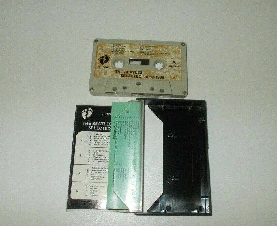 The Beatles selected 1962 - 1966 cassette tape S 100 A 22 TRACKS - Image 2 of 4