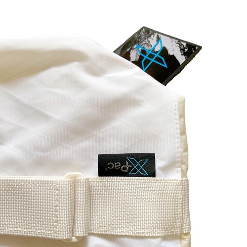 Borsone Supreme FW23 logo 3D bianco nuovo - Foto 6 di 9