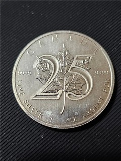 2013 Silver Canada 25th ANNIVERSARY MAPLE LEAF 1 OZ .9999 SILVER $5 Coin #M3014