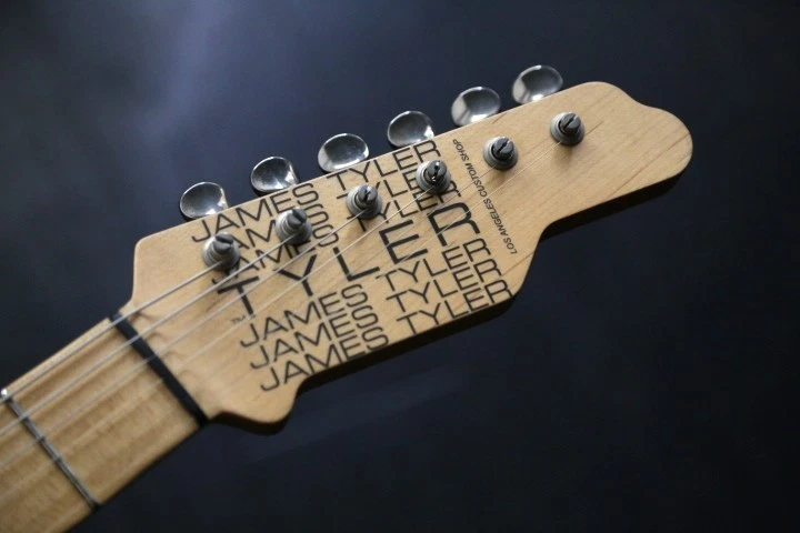 Guitarra eléctrica James Tyler USA Tylerbastar Fresh Vomit Foto 2 de 4