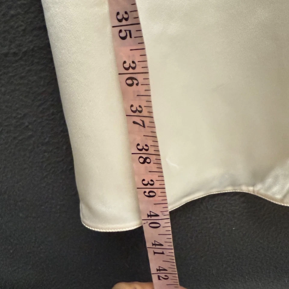 Vestido midi vintage La Perla marfil de encaje y seda mangas de gorra Foto 3 de 4