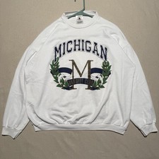 Vintage 80s University Of Michigan Crest Logo Crewneck Sweatshirt Size Large USA
