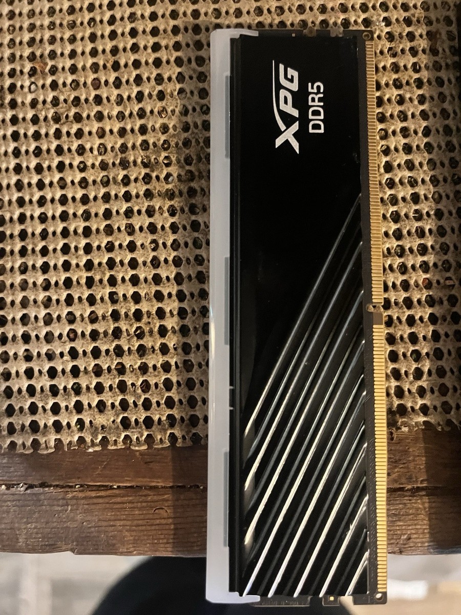 ADATA RAM XPG Lancer Blade RGB DDR5 U-DIMM 16GB 6000MHz