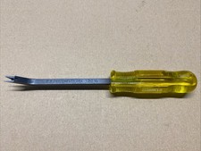 C.S. Osborne 120 1/2 Staple Remover Upholstery Nail Tack Remover