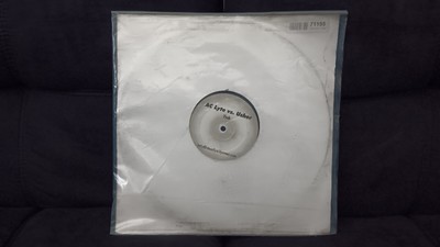 Usher vs AC Lyte -  Yeah HOUSE/ BREAKBEAT WHITE LABEL 12'' VERY RARE!