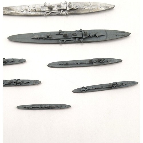 Diecast Metal Waterline Ships Miniature Lot of 16 Incomplete Some Painted - Picture 4 of 24