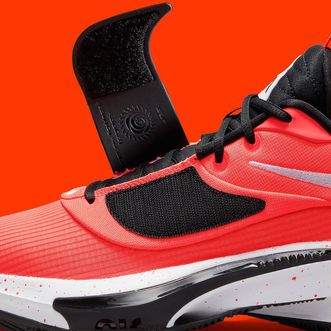 NIKE Zoom Freak 3 Tb ユニバーシティ レッド ホワイト Nike Zoom Freak 3 TB Bright Crimson Red White Black DA7845