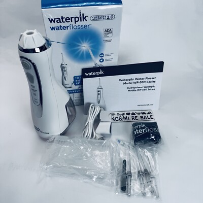 Waterpik Cordless Advanced Water Flosser for Teeth, Braces, White WP-580. READ