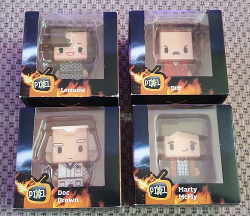 Komplettsatz Pixel Back To The Future Figuren SD Toys Marty Doc Biff Lorraine