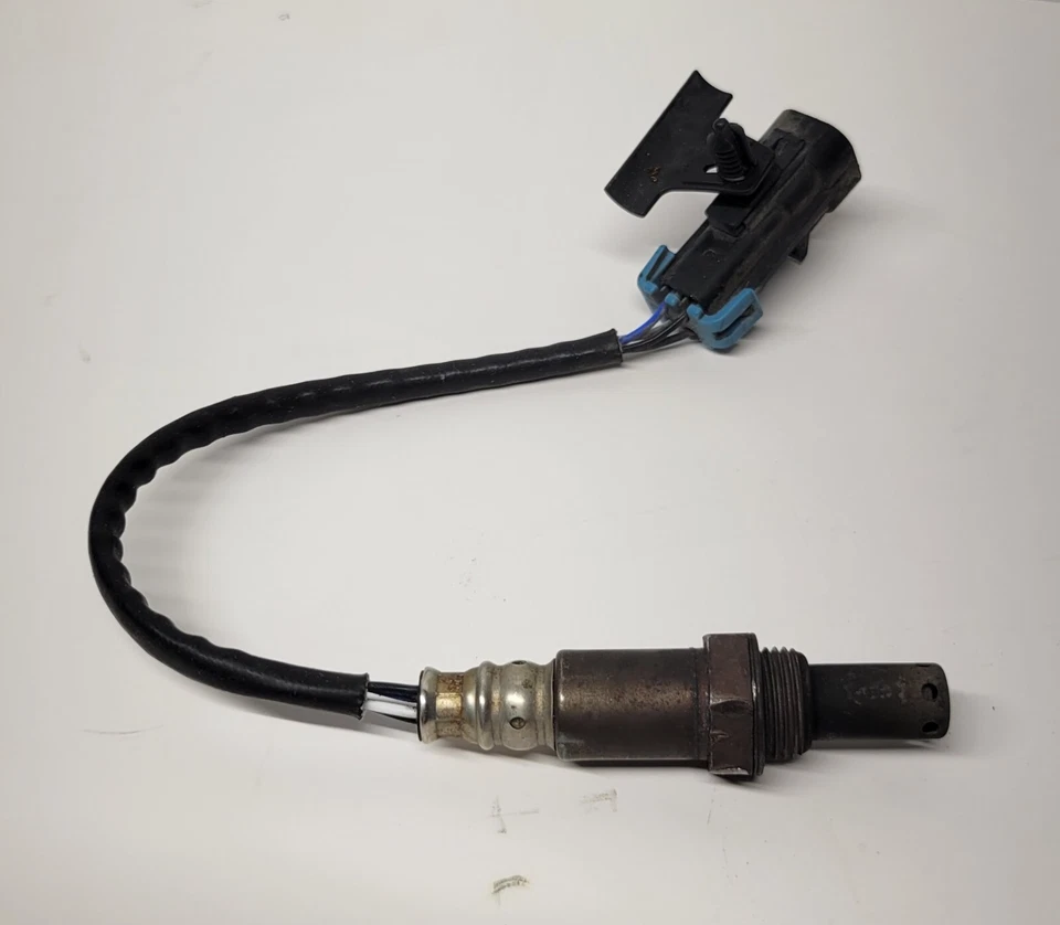 Sensor de oxígeno O2 aguas arriba delantero GM OEM Buick Lucerne Cadillac DTS 06-11 4,6 L V8 Foto 4 de 4