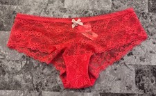 NWT VICTORIA'S SECRET SMALL FLORAL LACE BOW HEART CHARM RARE CHEEKY PANTIES