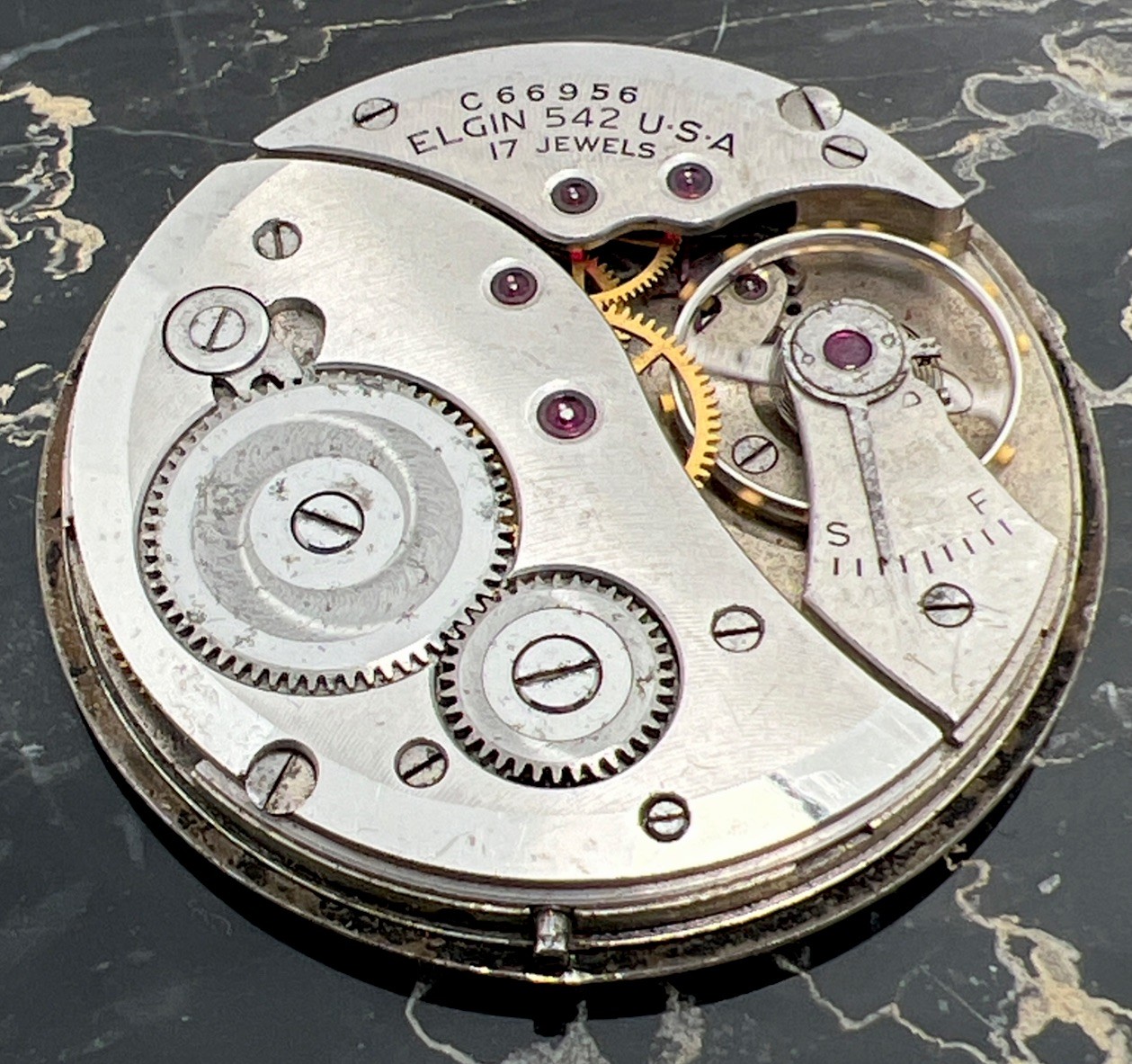 1941 Elgin 10s 17j Grade 542 Model 5 Pocket Watch Movement Parts or Repair