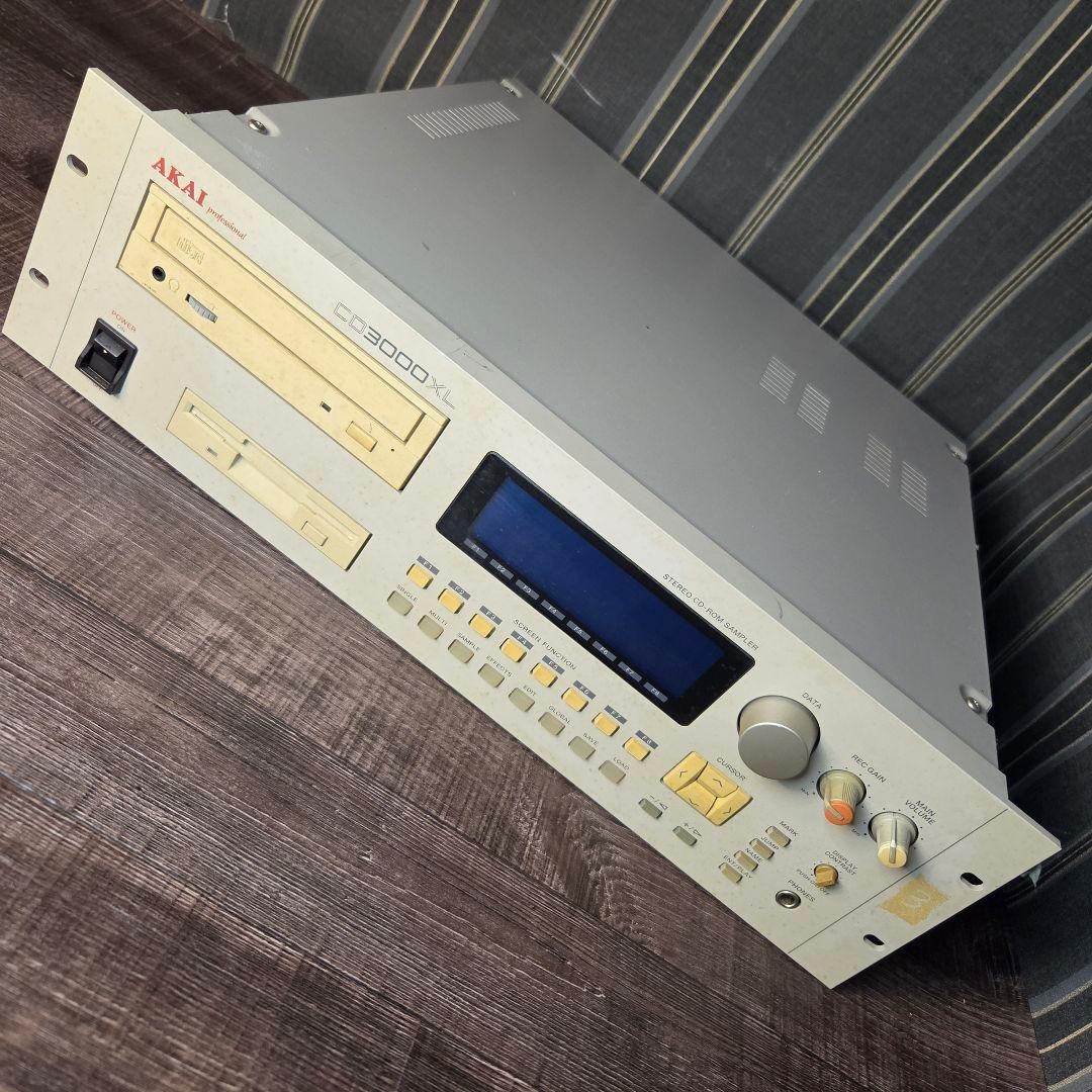 AKAI CD3000XL Digital Sampler CD-ROM MIDI Vintage Gear 100V Japan