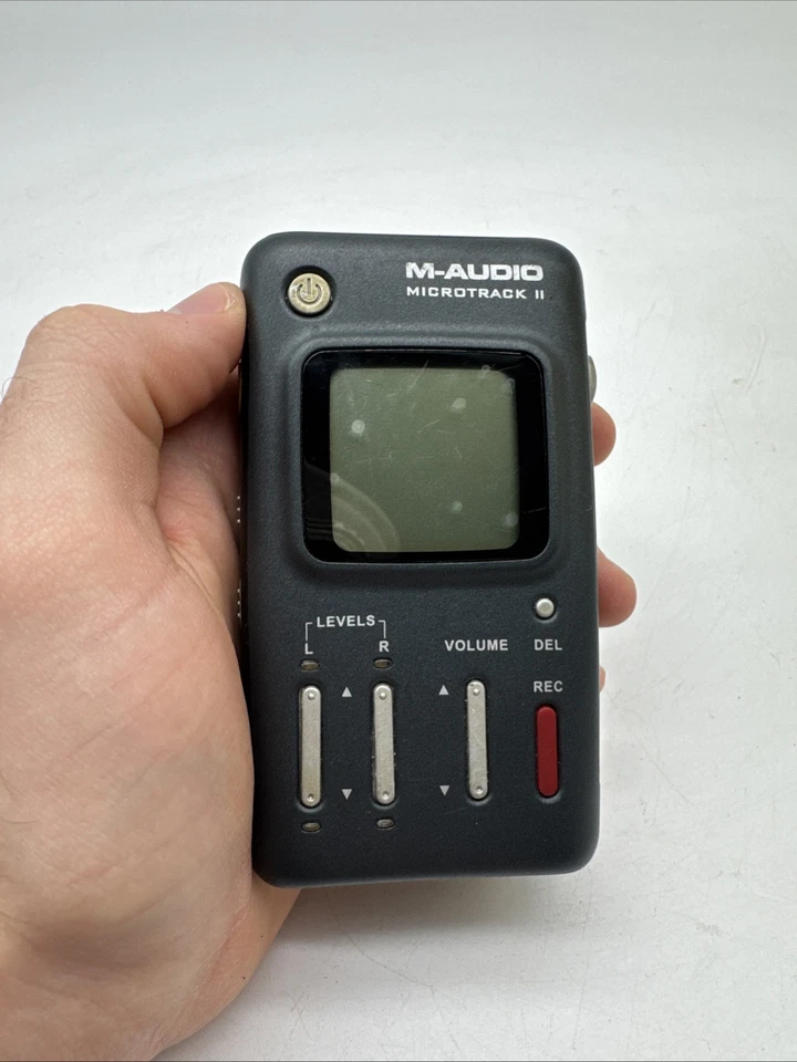 M-Audio AU02-138A0 MicroTrack II Digital Audio Recorder EB-16984.    d3 - Image 2 of 4