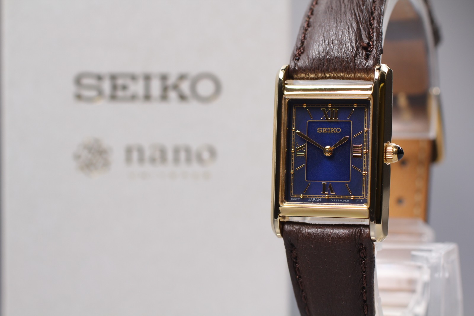V115-0DA0 in SEIKO JAPAN Quartz Bule Rare Dial Watch [N Ladies Alba Box] MINT+++ - vintagewatches.pk