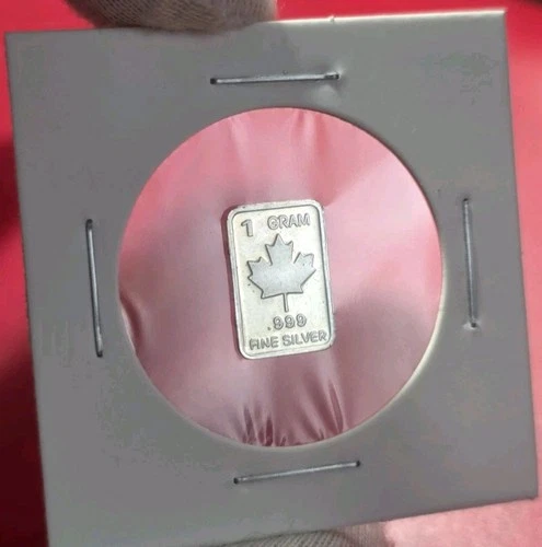 Maple Leaf 🍁 1 Gram .999 Fine Pure Solid SILVER Bullion Mini Art Bar Coin