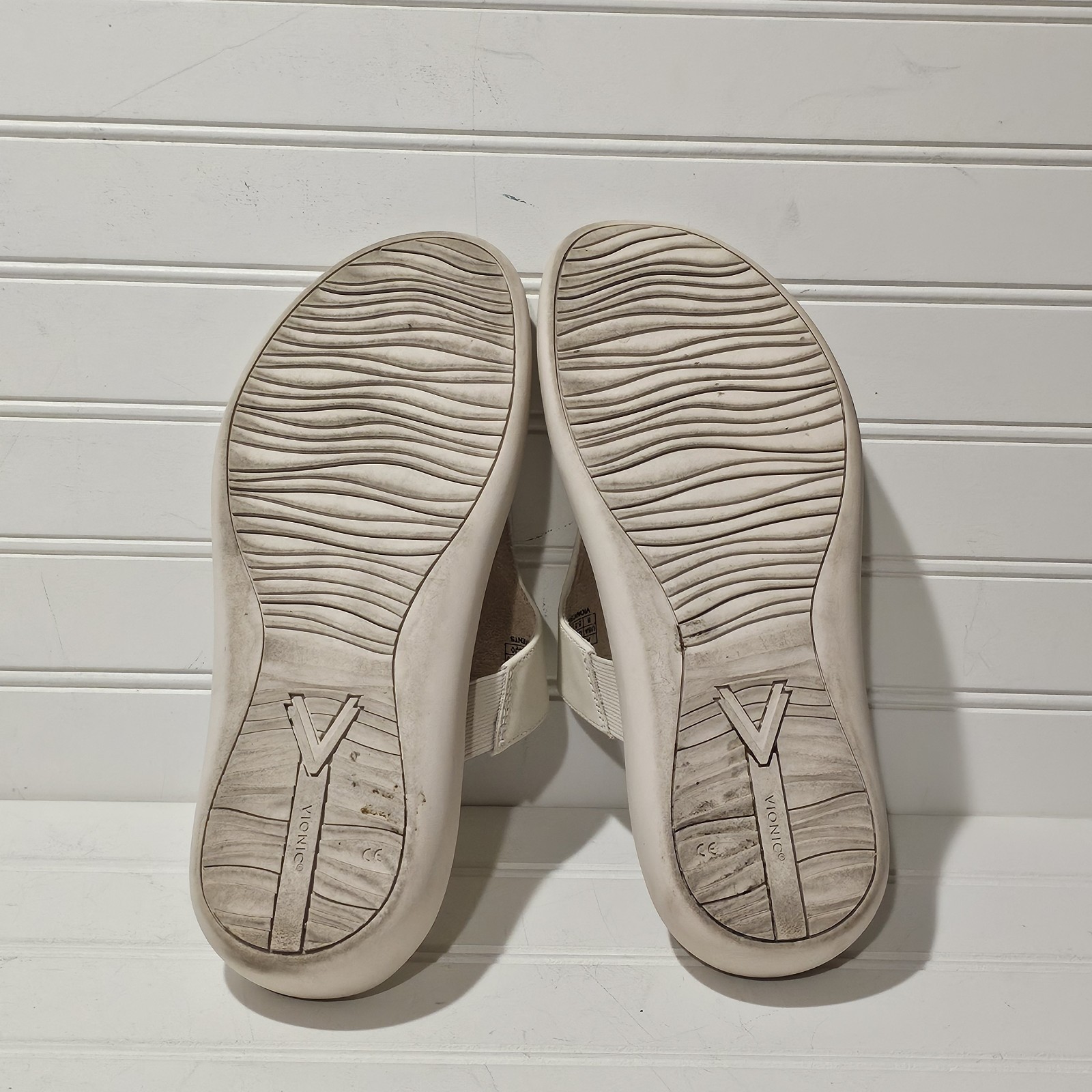 Vionic Activate RX Toe Post Comfort Flip Flop San… - image 7