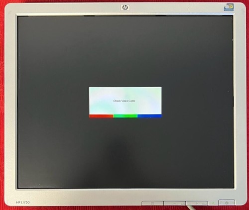 HP 17" LCD Colour Monitor L1750 x2 No Stands - 第 1/21 張圖片