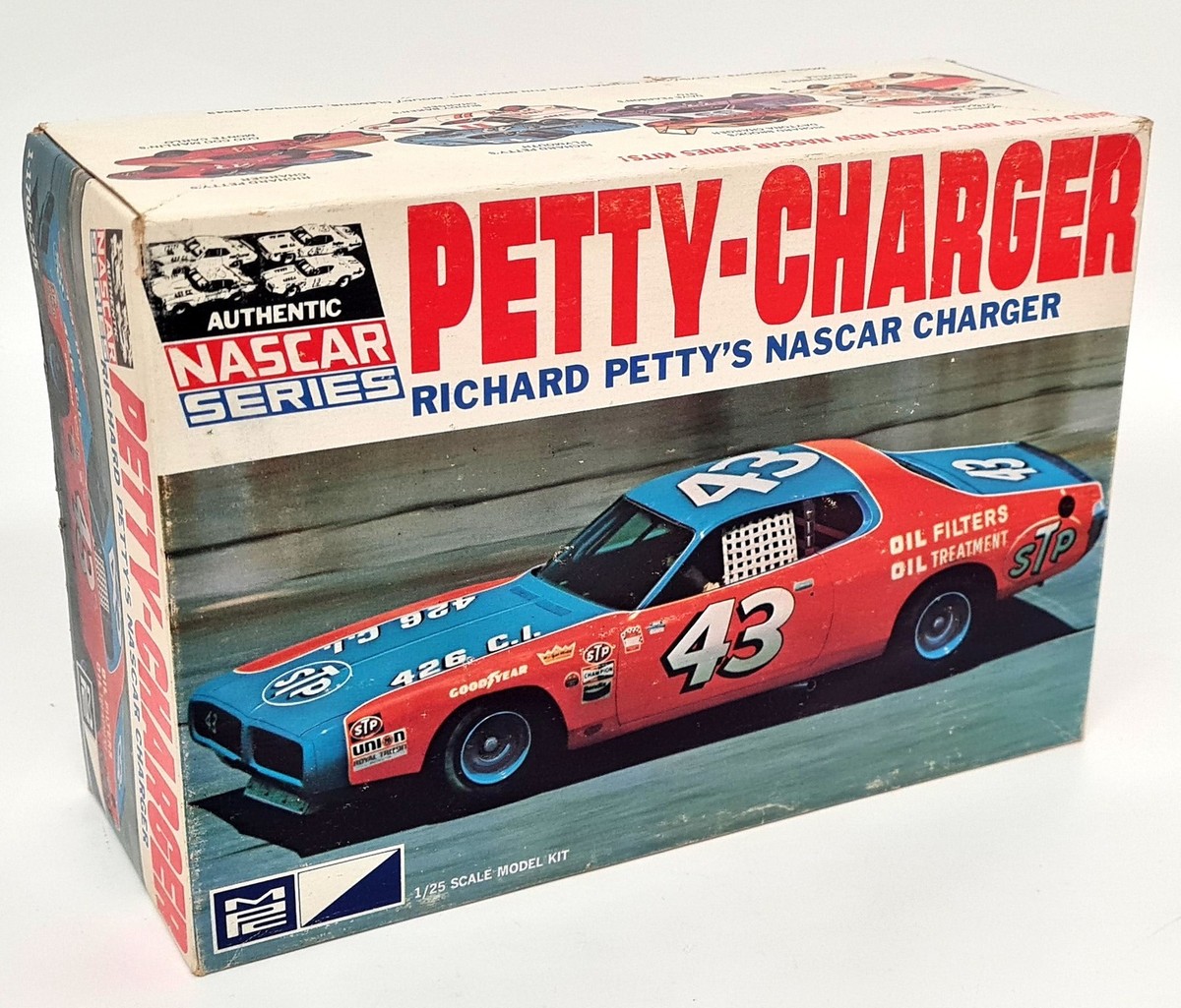 MPC 1/25 Dodge Charger Richard Petty's Nascar Charger Plastic