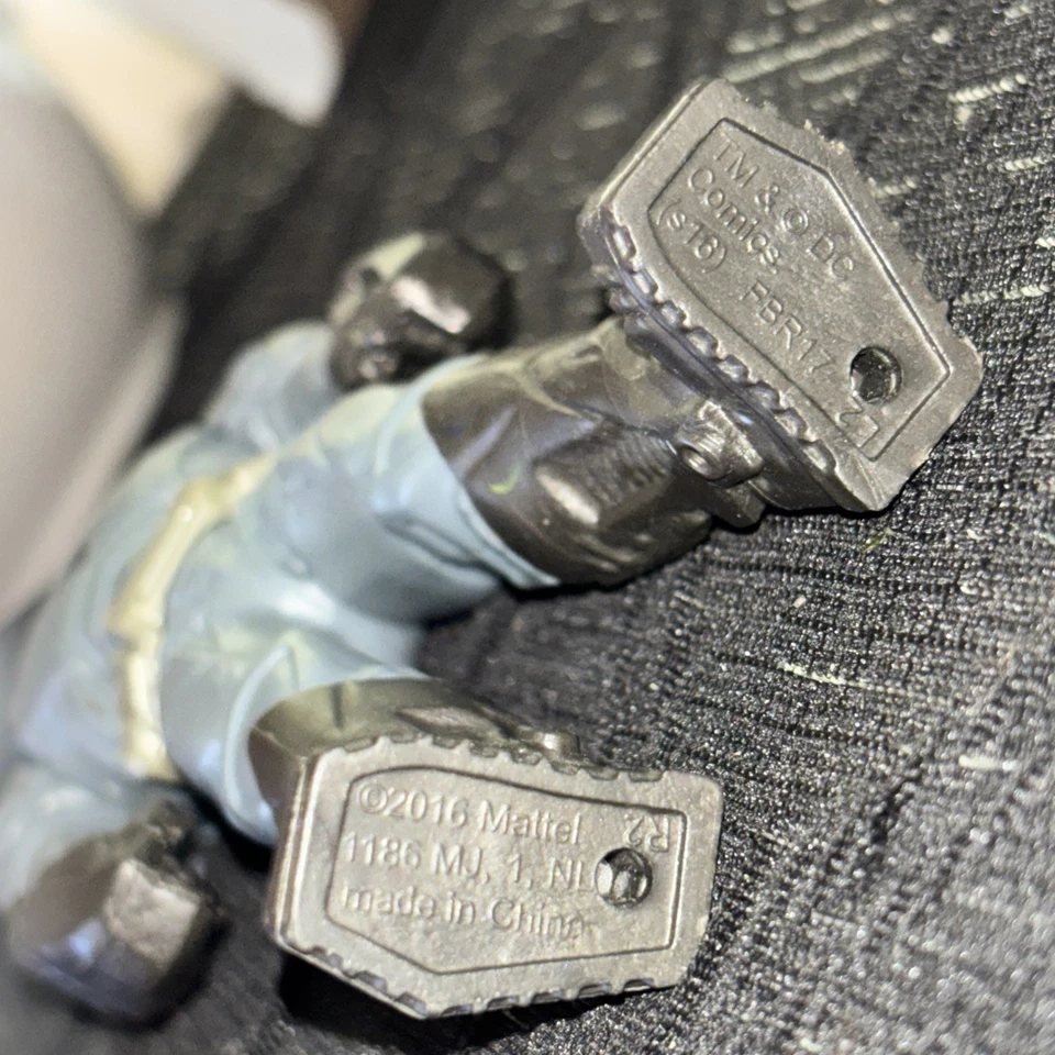 Lote de 18 figuras de acción DC Comics Batman Joker Freeze Killer Croc + otras LEER Foto 4 de 4