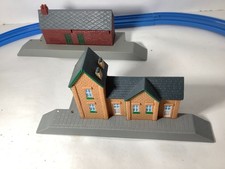 2 RAIL STATIONS:Tomy Tomica Trackmaster Gullane Thomas Train Set JobLot Bundle