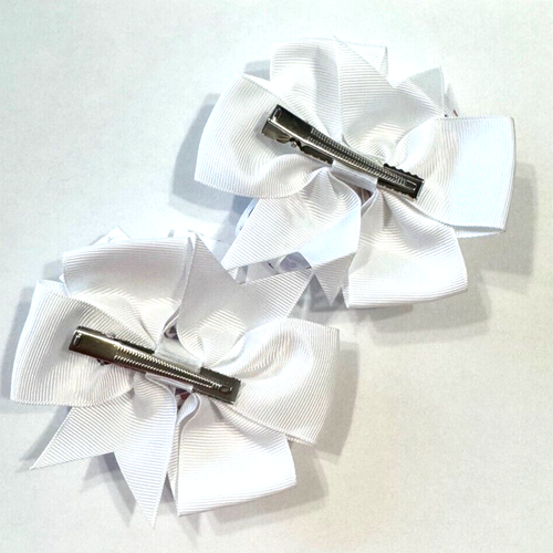 Beautiful Baby's First Christmas Inspired Set of Pigtail hair bows for girls. - Picture 3 of 3