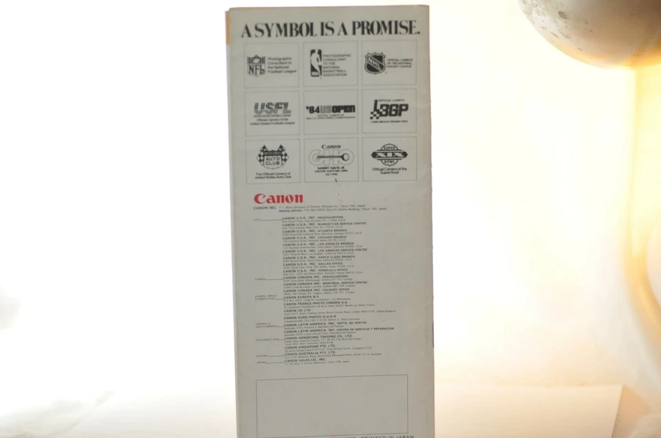 Folheto de revendedores Canon 35mm FD SLR câmeras F1 A1 T80 T70 dos anos 70 - Imagem 2 de 3