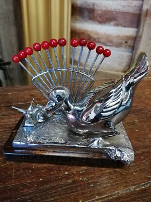 Porte-piques à escargot en bois sculpté à motif d'un chien, Vente aux