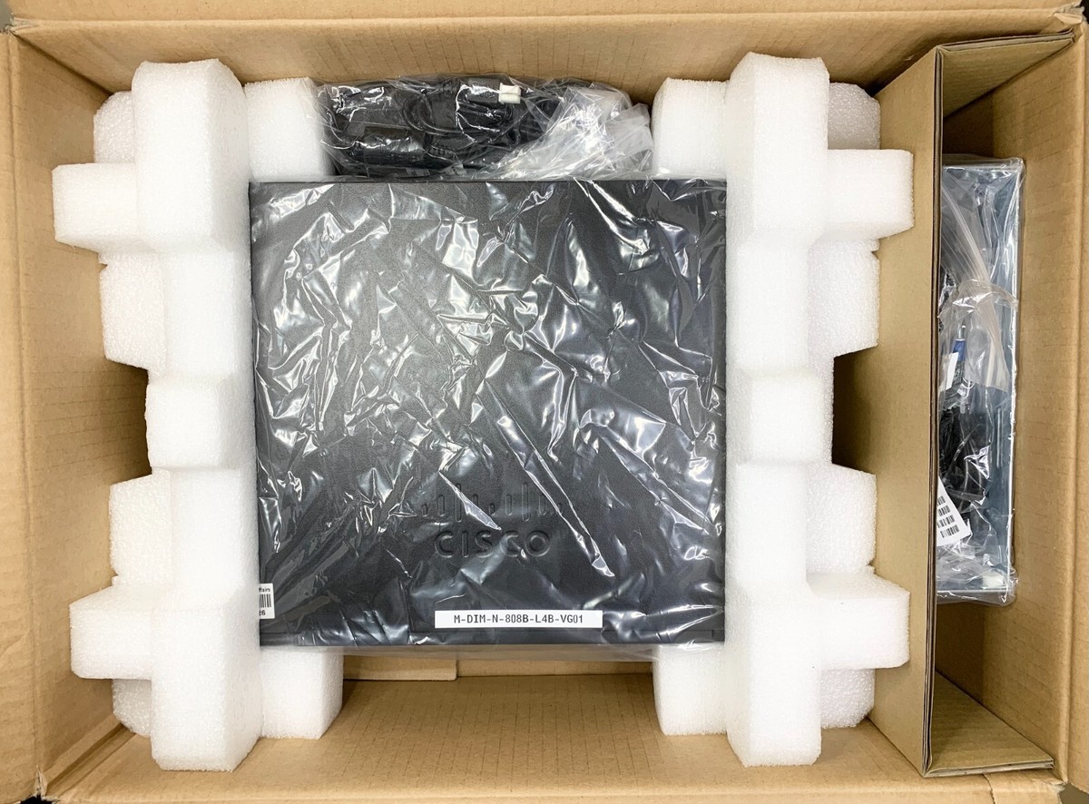 CISCO VG400-4FXS/4FXO - Analog Voice Gateway with 4 FXS and 4 FXO