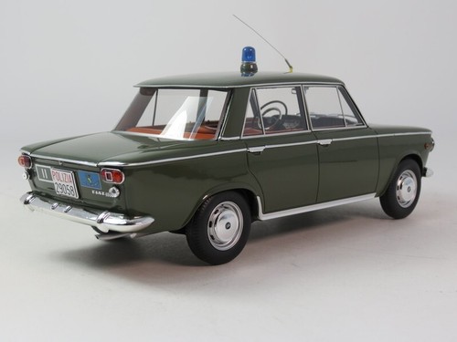 Laudoracing Fiat 1300 Volkspolizei 1961 1/18 LM180-PO - Bild 3 von 4