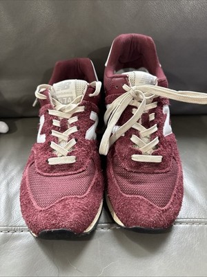 New Balance Classic 574 Suede Sneakers Burgundy U574RBK Men Size 9