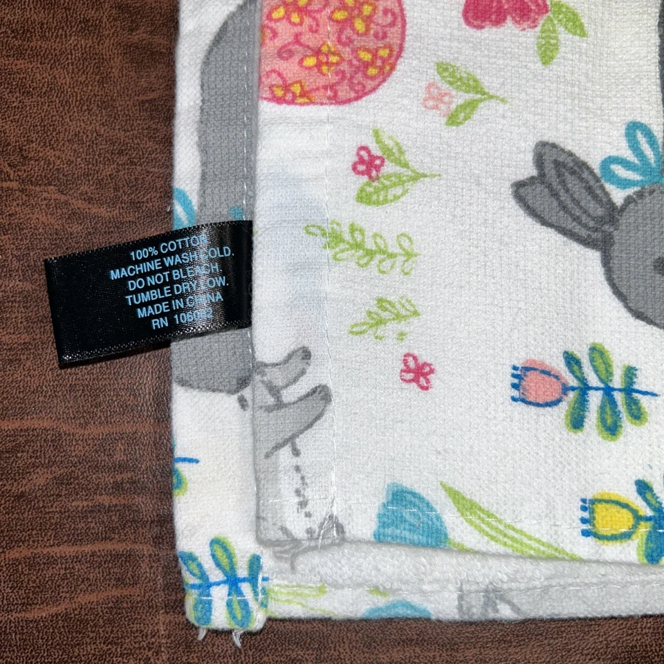 Toalla de mano Spring Bunny Kitchen Pascua floral 100 % algodón 18x26" Cynthia Rowley Foto 4 de 4