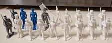 Marx 54mm Parade Soldier Lot - White Gray And Blue 18pc