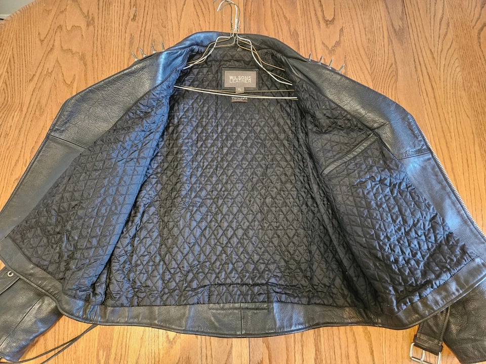Chaqueta de motociclista de cuero negra Wilsons The Leather Experts talla grande para motocicleta Foto 2 de 4