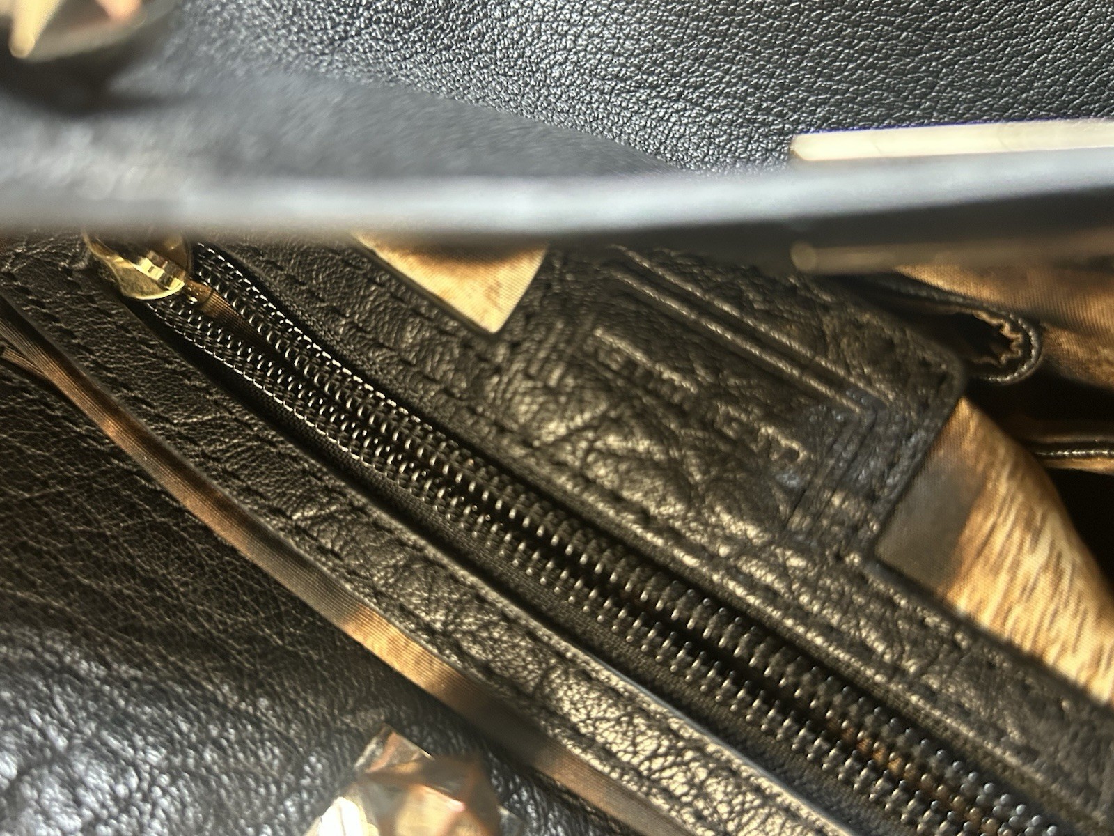 Karen Millen Black Studded Leather Tote Shoulder Bag Clasp Lock Detail 101416 image 10
