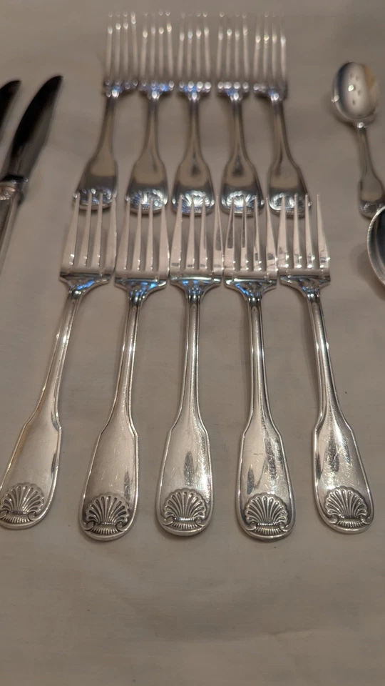 Juego de 25 cubiertos de plata vintage CHRISTOFLE Vendome Arcantia Shell Foto 3 de 4