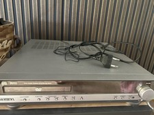 lettore dvd toshiba , color argento , funzionante si vende per inutilizzo