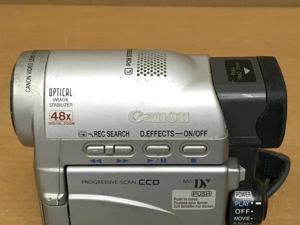 Canon MV20 Camcorder with Charger – Faulty – Eject Tape Issue - Image 4 of 4
