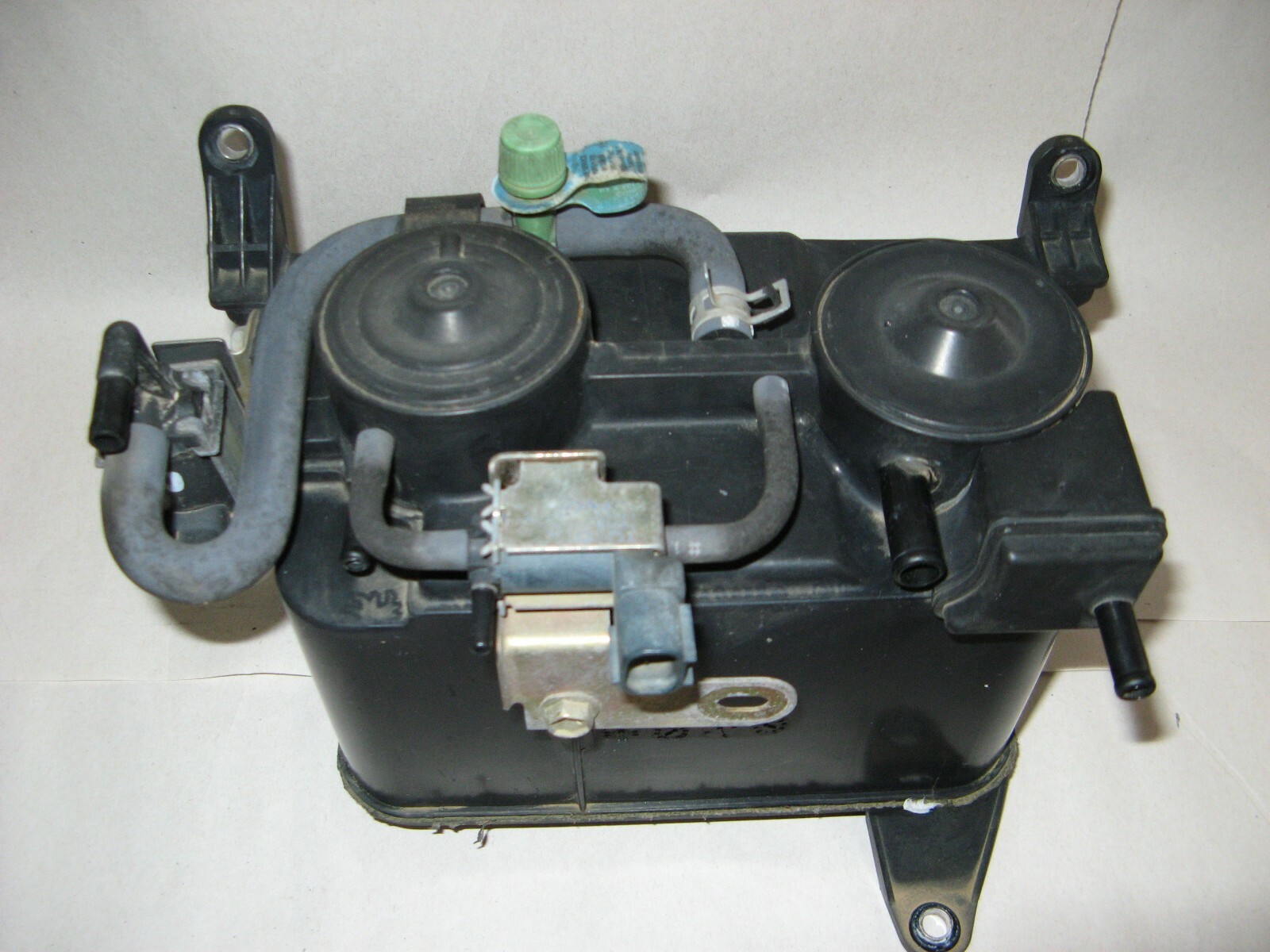 Charcoal Vapor Canister Toyota 4Runner 19962001 eBay