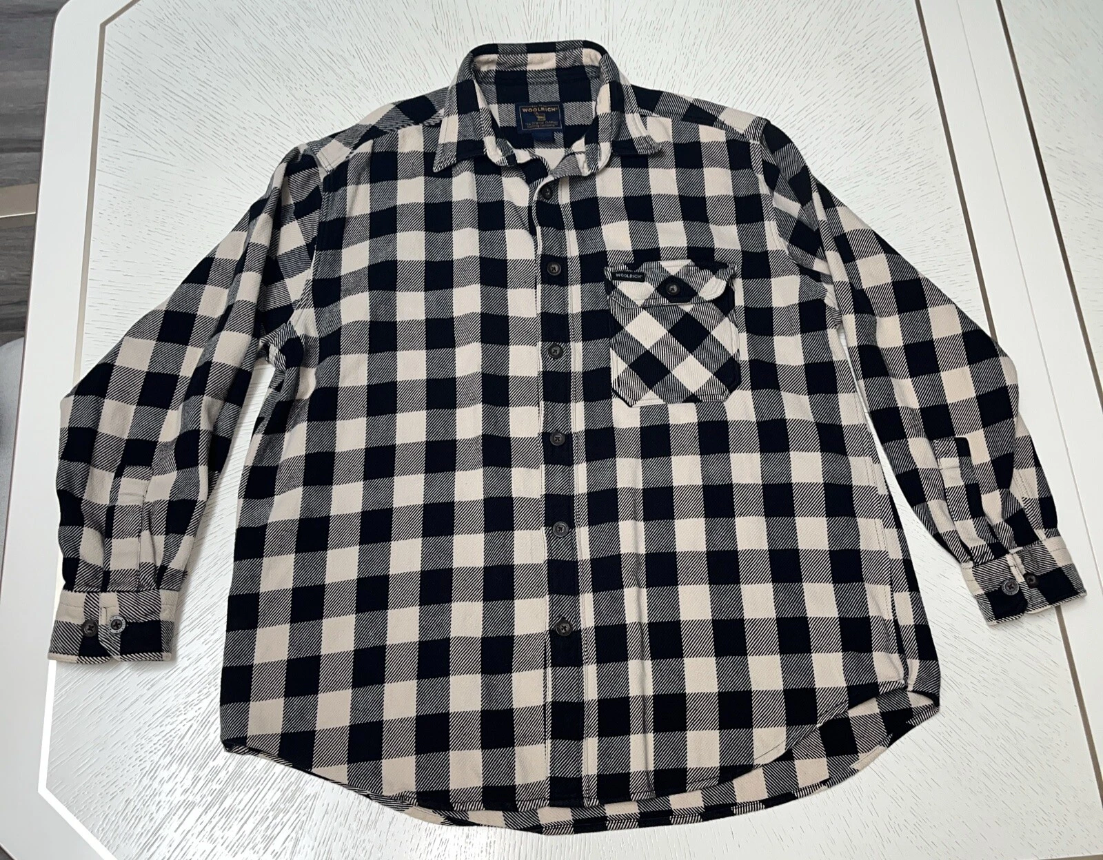 Woolrich Flannel Shacket/Shirt Large Long Sleeve Button Plaid Outdoor Streetwear